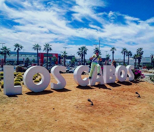 https://0201.nccdn.net/1_2/000/000/0f7/56d/Los-Cabos-Baja-California-586x503.jpg