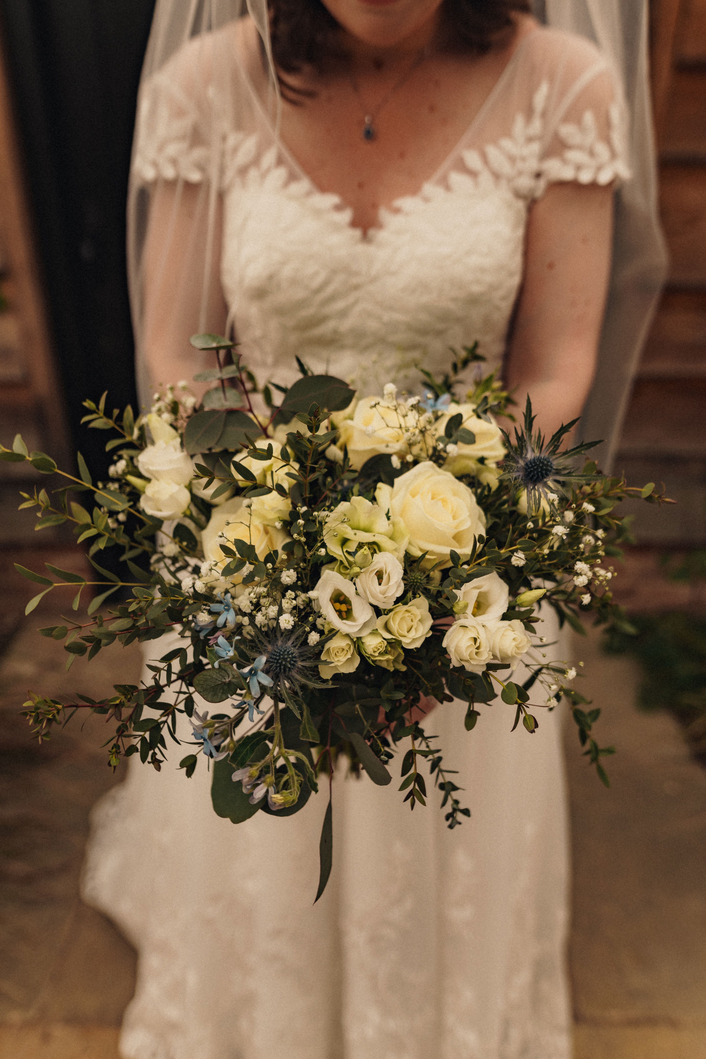 https://0201.nccdn.net/1_2/000/000/0f7/b71/joanne-bouquet.jpg
