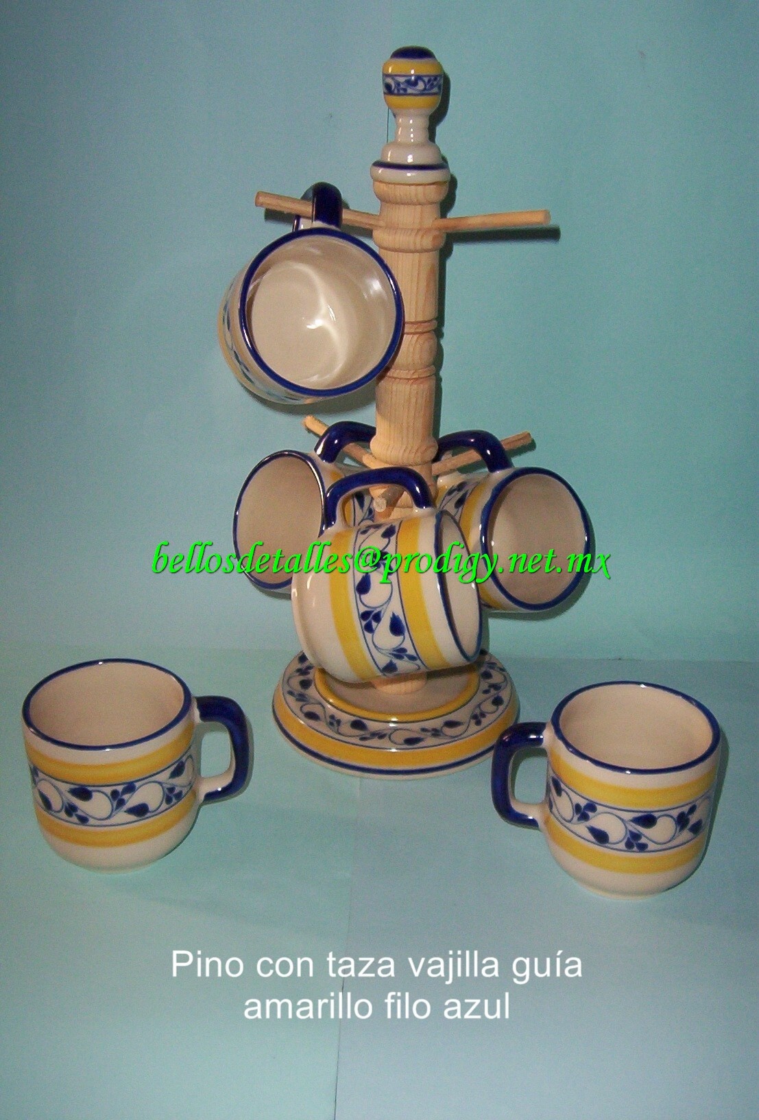 https://0201.nccdn.net/1_2/000/000/0f8/07b/Pino-con-taza-vajilla-gu--a-yema-filo-azul-1107x1632.jpg
