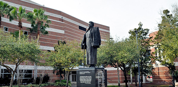 Statue