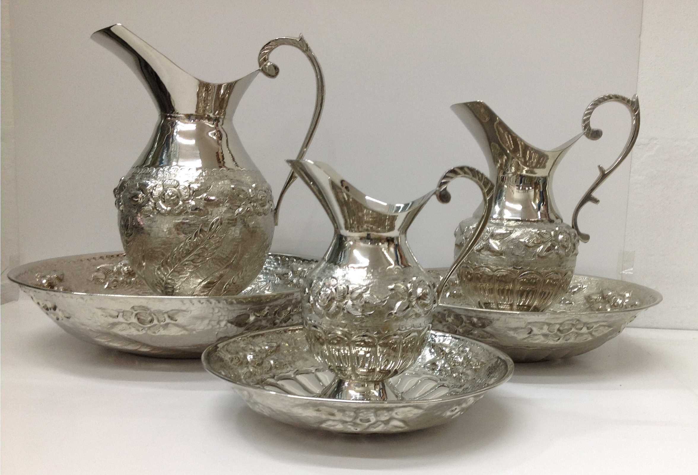 LAVATORIO DE LATÓN CON BAÑO DE NÍQUEL