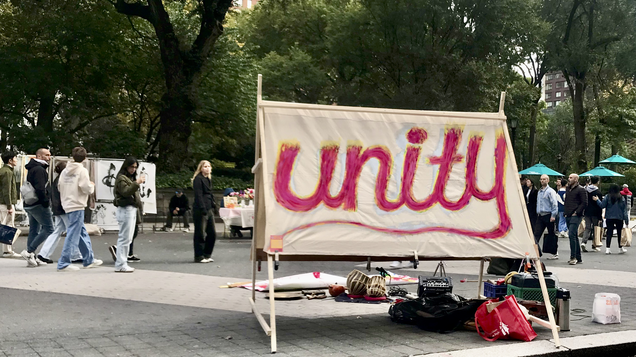 https://0201.nccdn.net/1_2/000/000/0f8/fde/unity-on_radetzki---6.jpeg
