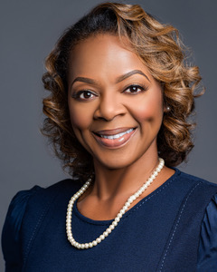 Nicole Bullock