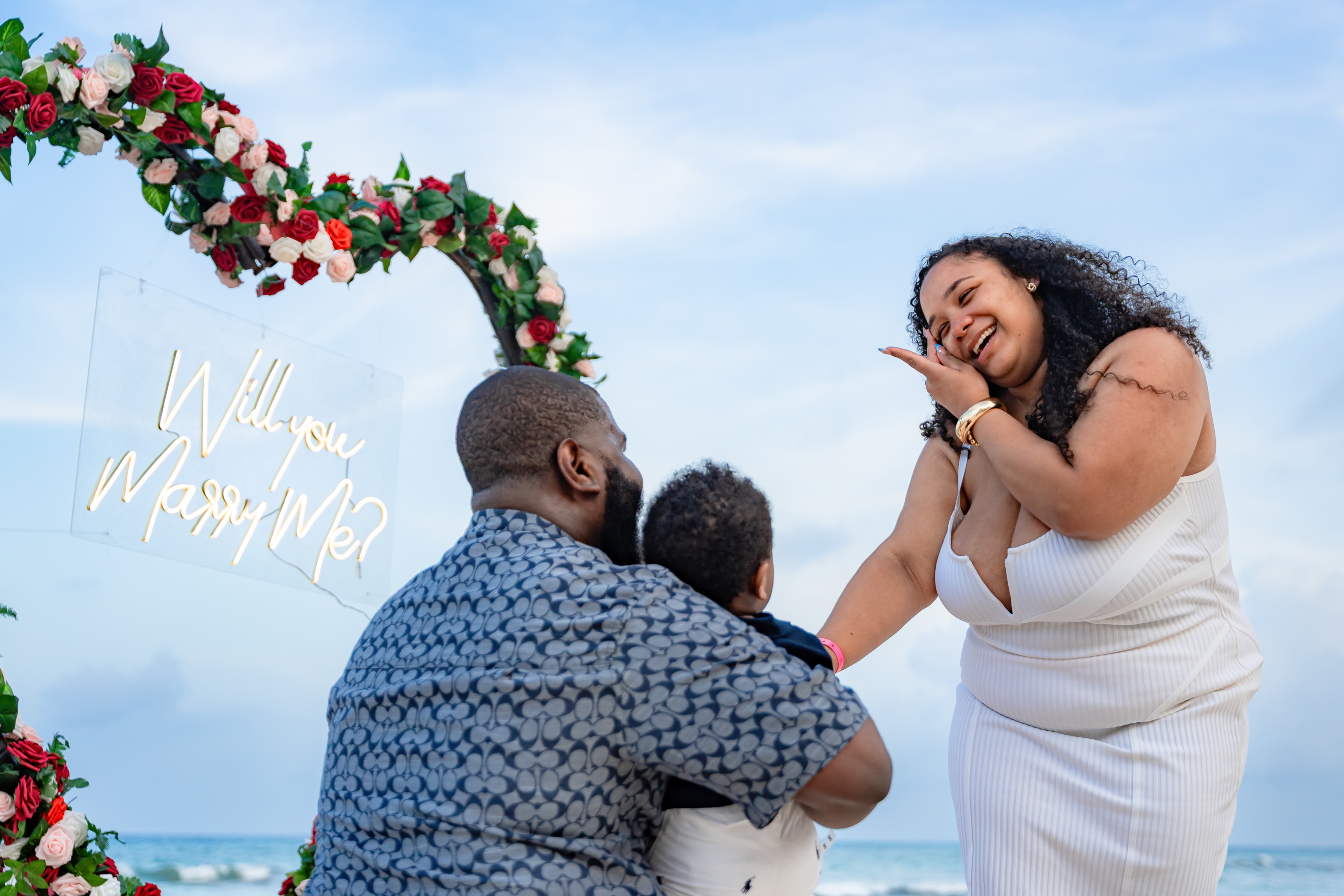 https://0201.nccdn.net/1_2/000/000/0fa/079/destination-proposal-photography18.jpg