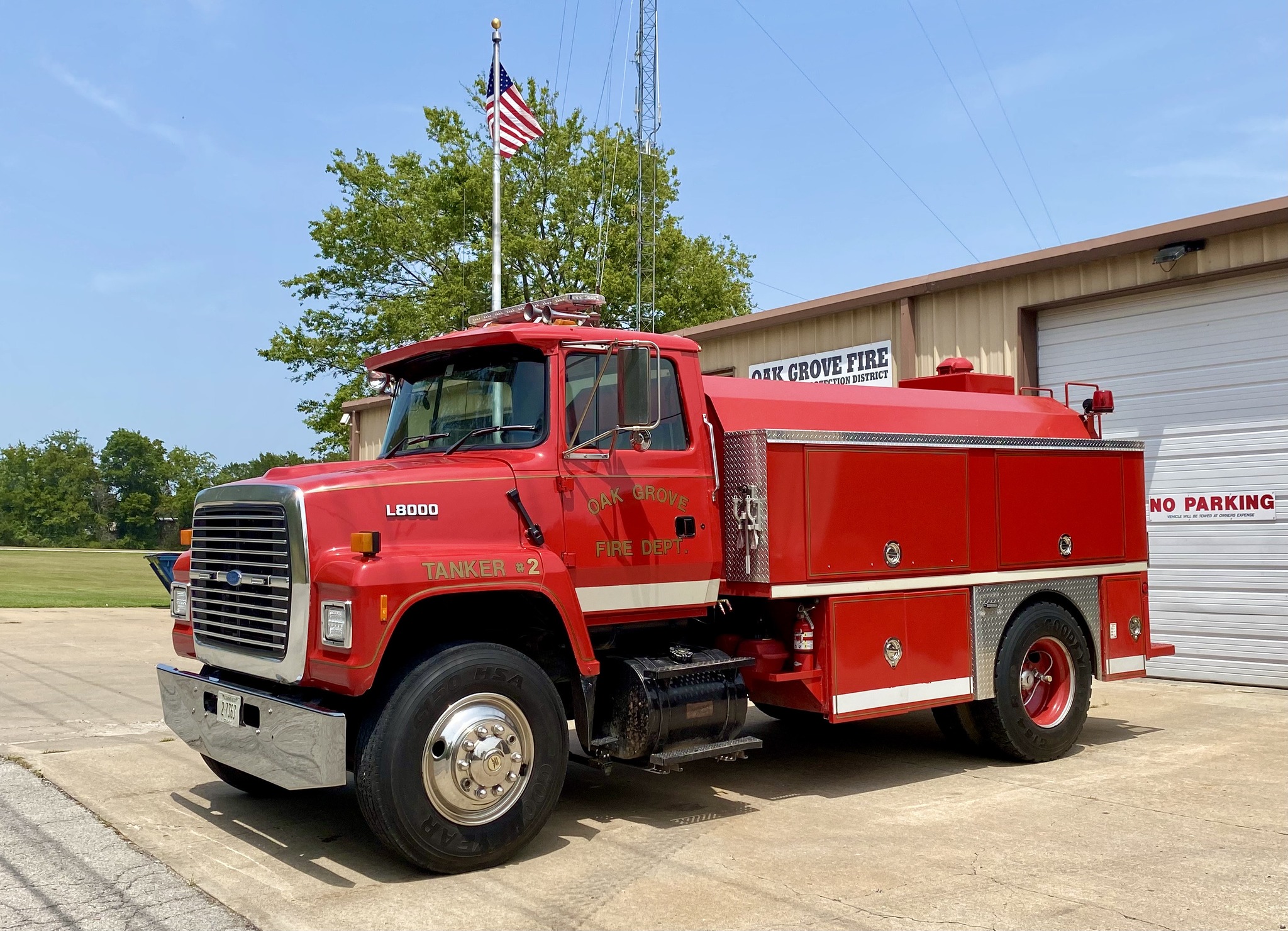 https://0201.nccdn.net/1_2/000/000/0fa/112/ford-tanker-1995-updated.jpg