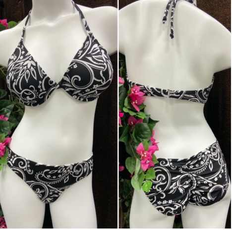 31.
D underwire top  tie neck
Hip hugger  scrunch back
Black and white floral 
$90
