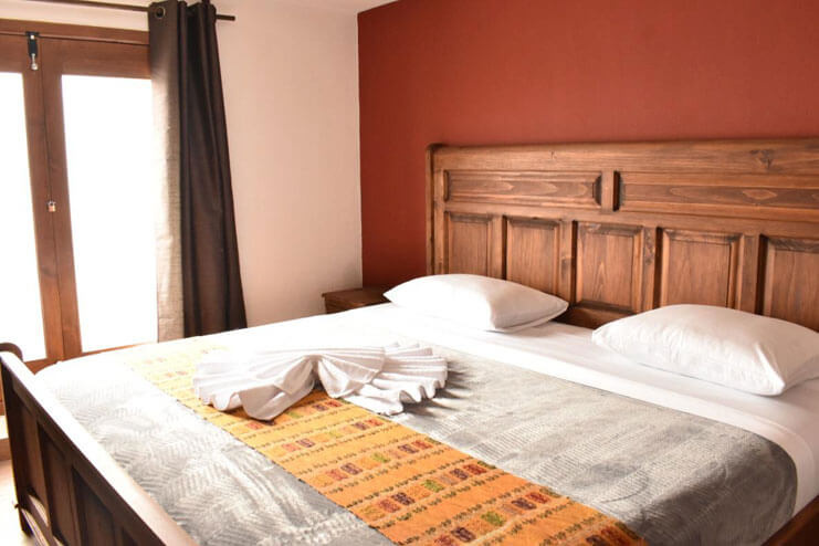 Hotel Lya - SABANAS DE CALIDAD
