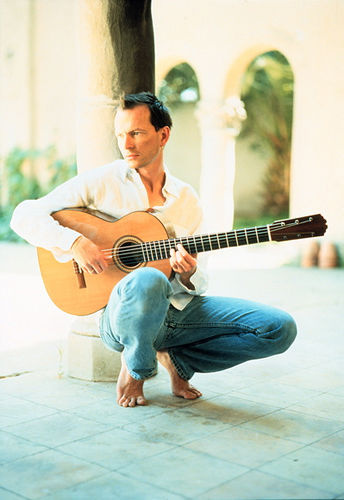 https://0201.nccdn.net/1_2/000/000/0fa/c52/OTTMAR-LIEBERT-344x500.jpg