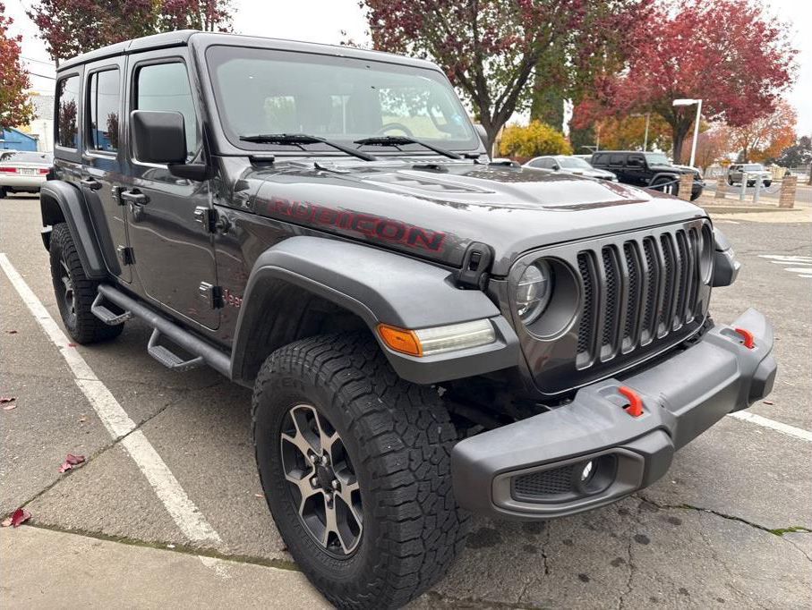 2018 Jeep Wrangler Unlimited from 33 Auto Sales
Miles: 59,227
Drive: 4WD
Trans: Automatic, 8-Spd
Engine: V6, 3.6 Liter
Exterior: Dark Gray
Stock: 1622
VIN: 1C4HJXFGXJW237042