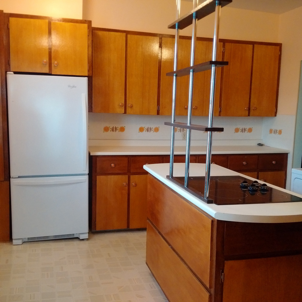 434 Lancaster #1 Kitchen