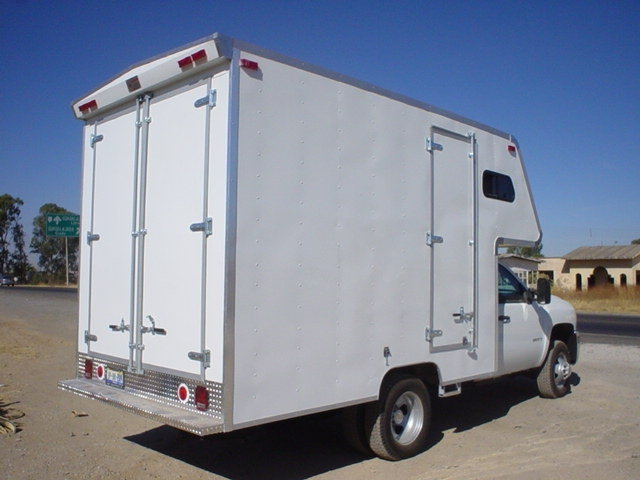 campers volado chasis nissan  