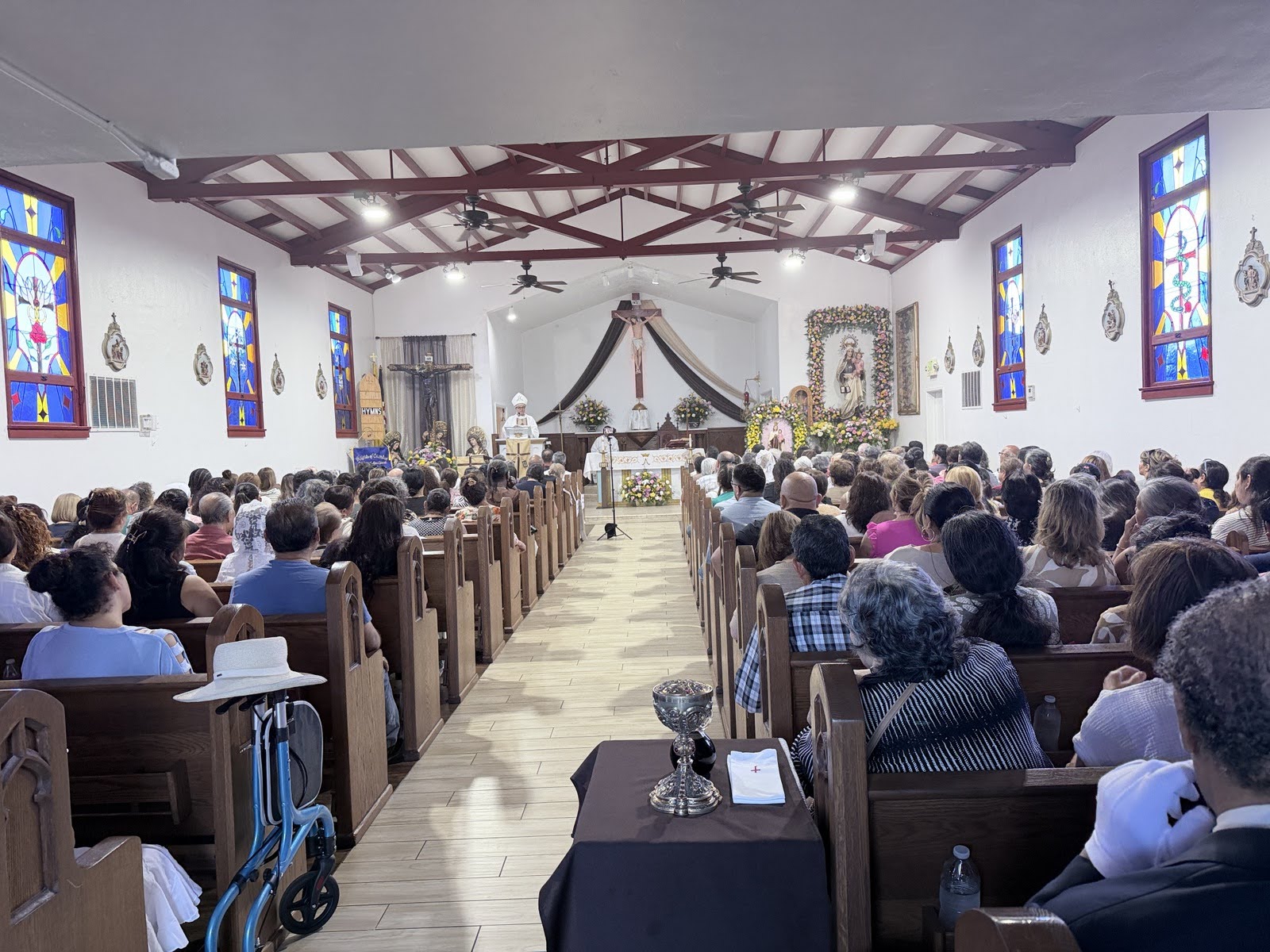 https://0201.nccdn.net/1_2/000/000/0fb/6e4/mass.jpg