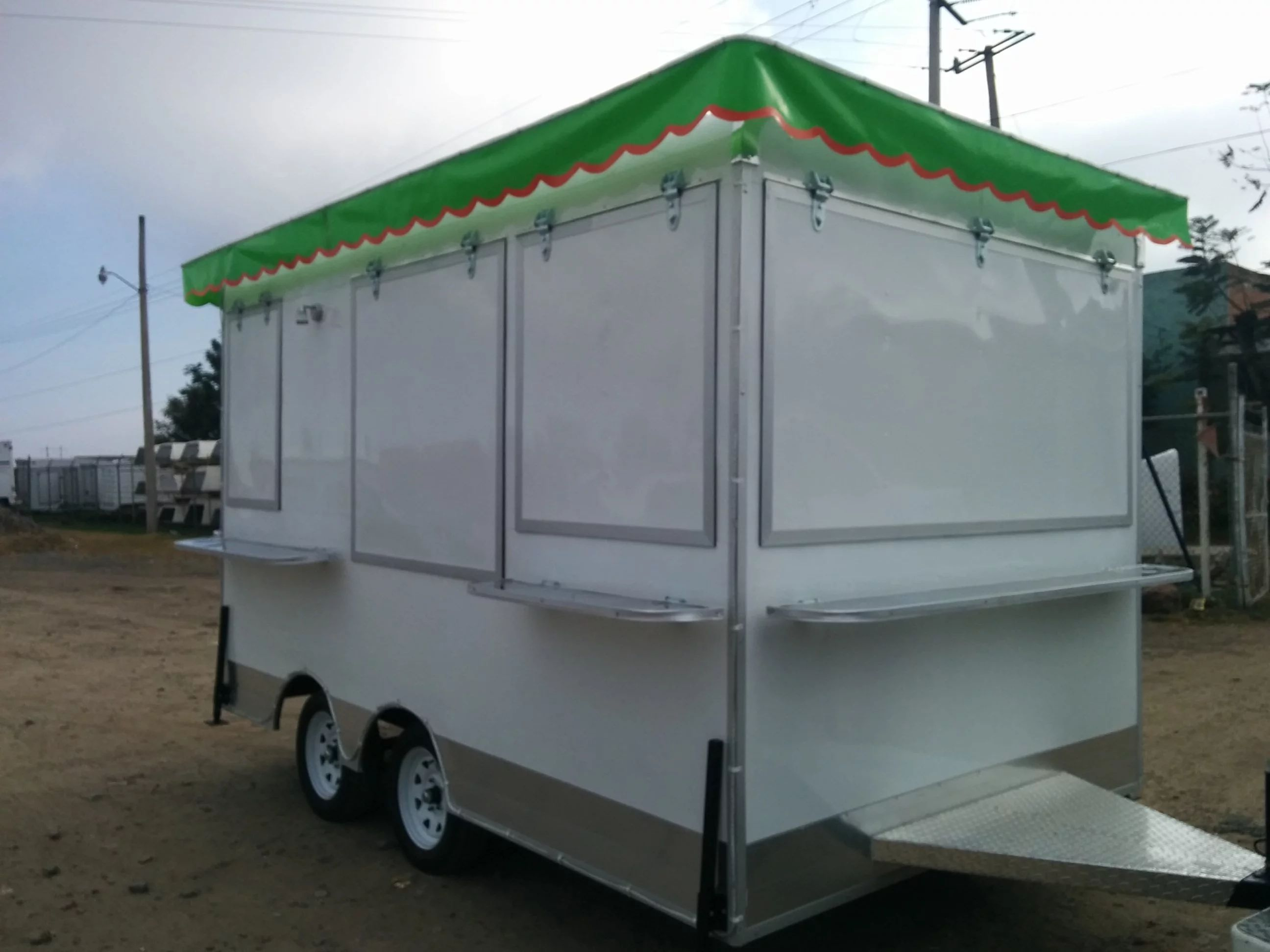 REMOLQUE LONCHERO DOBLE EJE