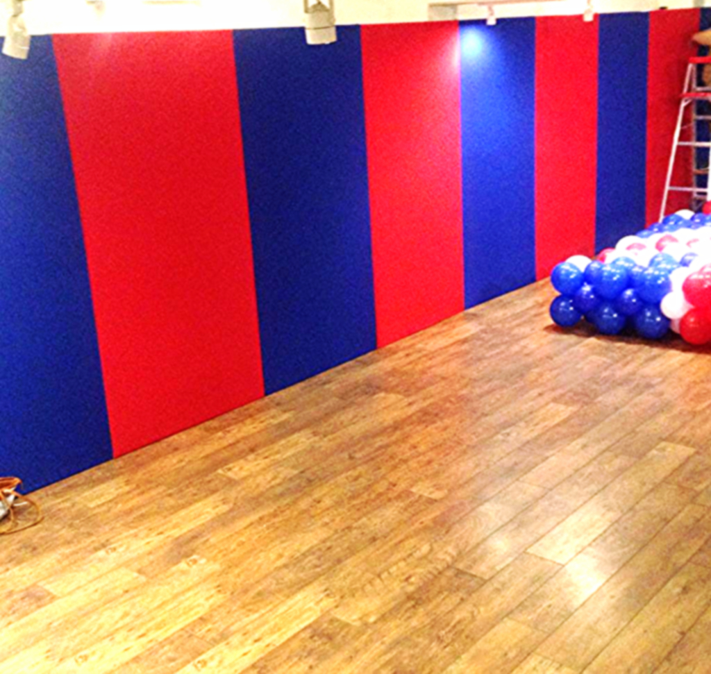 Altura 2.20m x 1.04m
Tapizado Rojo $ 60.000
Tapizado Azul $ 60.000
Precio unitario por modulo
Imagen referencial de 8 módulos
(SE ADAPTA AL COLOR QUE GUSTE)