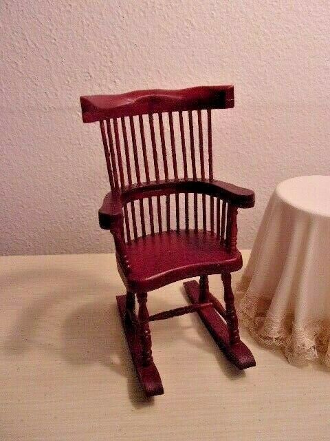 ROCKING CHAIR