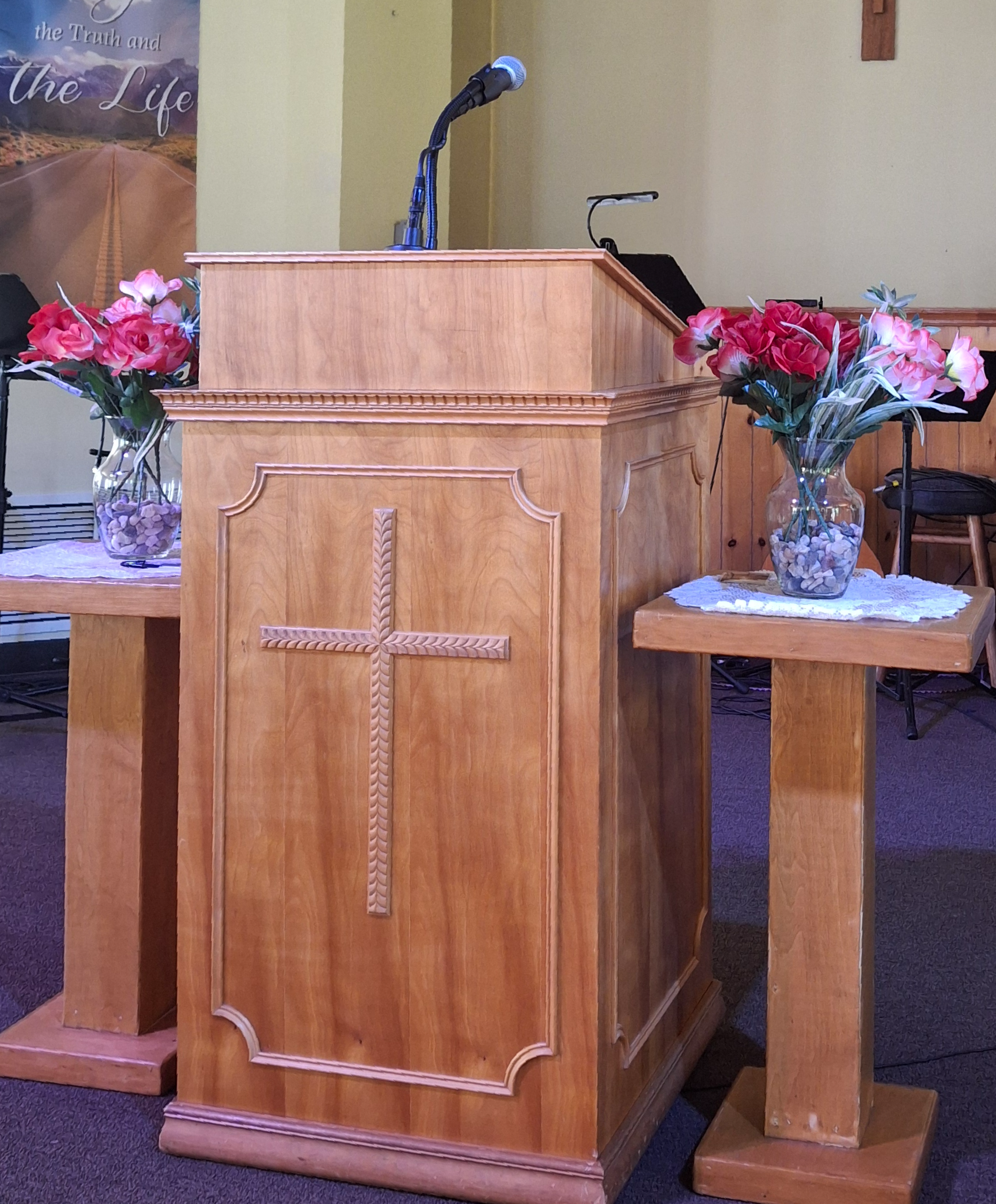 Levittown Christian Church Lectern Podium on Alter 
