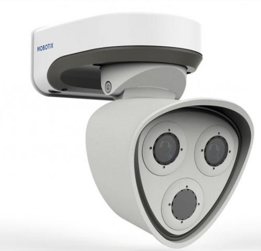 Person holding a tablet