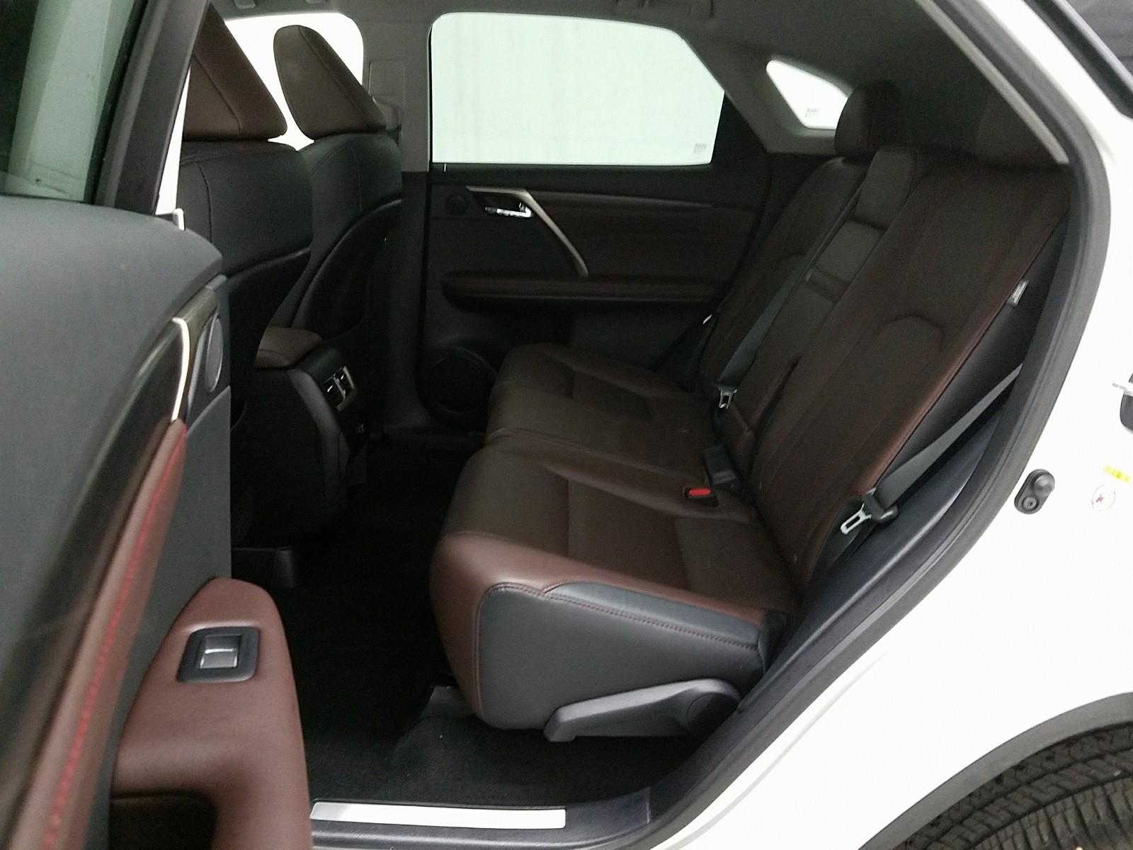 INTERIORREAR