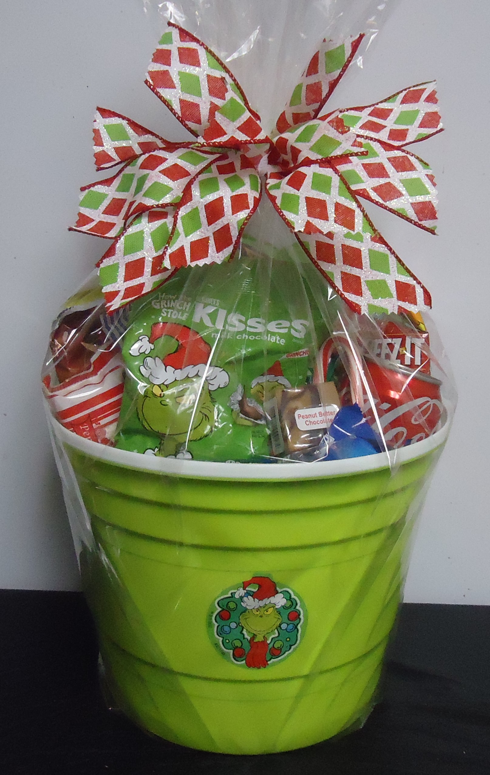 (5) "Grinch" Goodie Tub
$50.00
(Also can do Max or Cindy Lou)