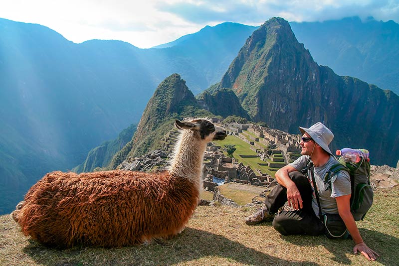 https://0201.nccdn.net/1_2/000/000/0fd/b51/viaje-peru-colombia-destacada.jpg