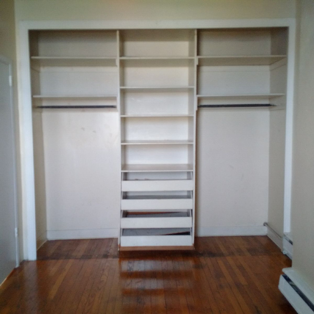 120 Pitt St. #7 Master Closet