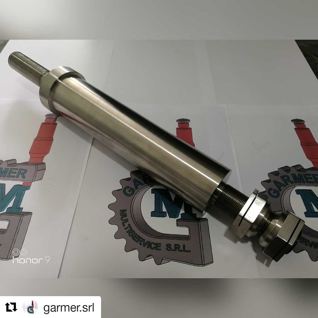 EJE SOPORTE GUITARRA EN ACERO INOXIDABLE