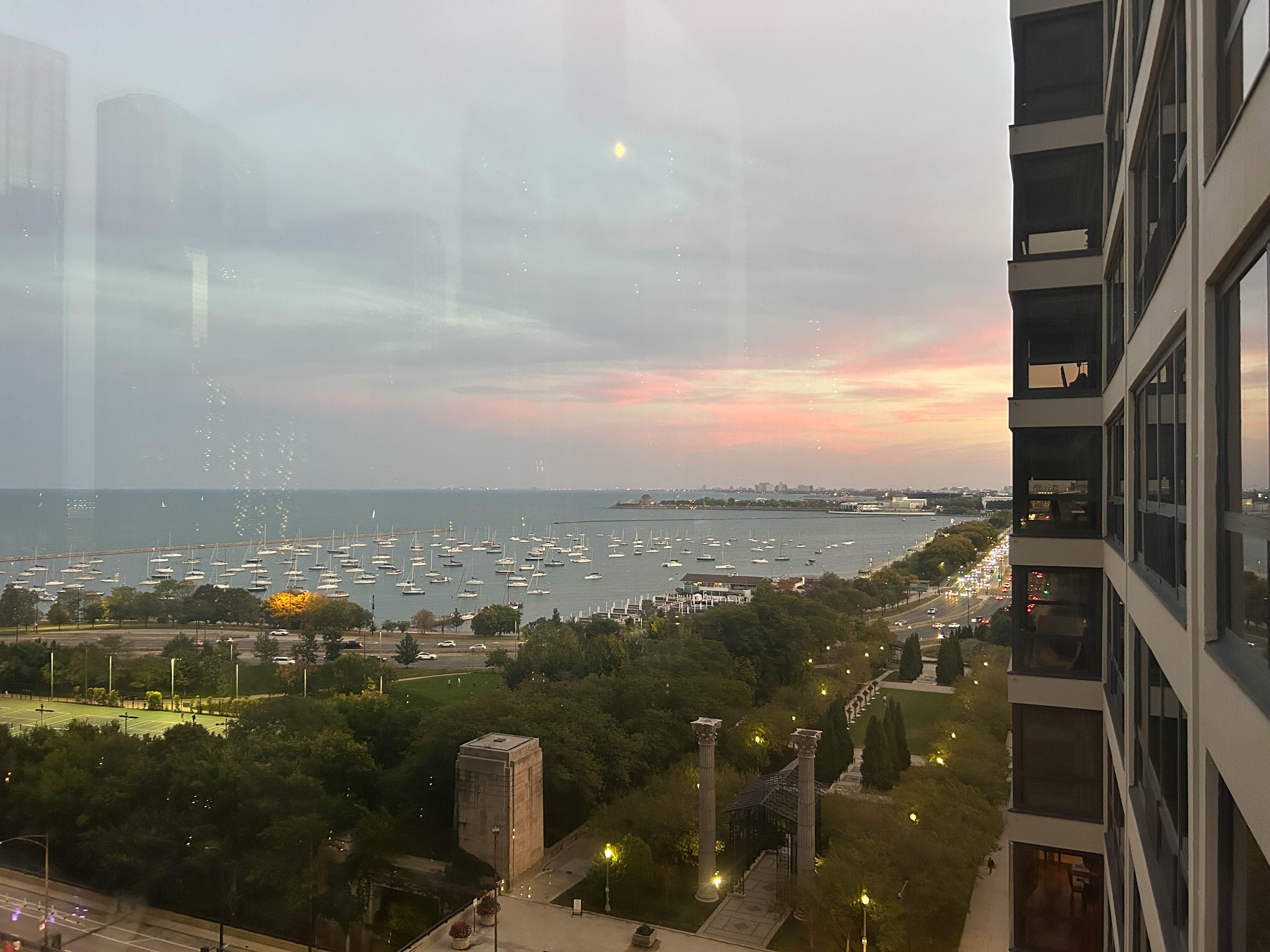 https://0201.nccdn.net/1_2/000/000/0fe/b0b/chicago-order-15.jpg