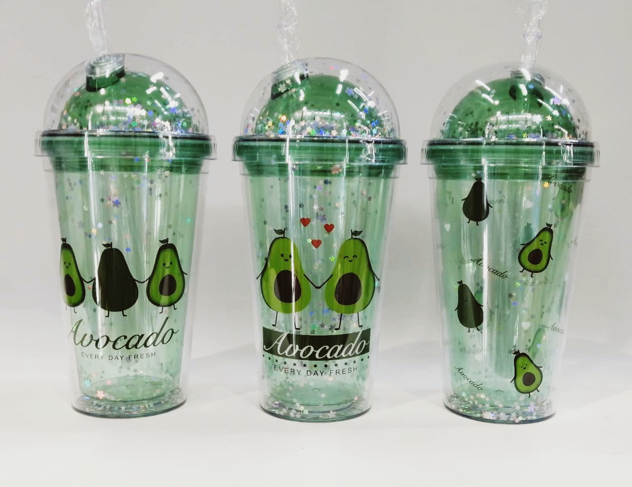 BW-75
VASO DE AGUACATE
CAPACIDAD DE 450 ml