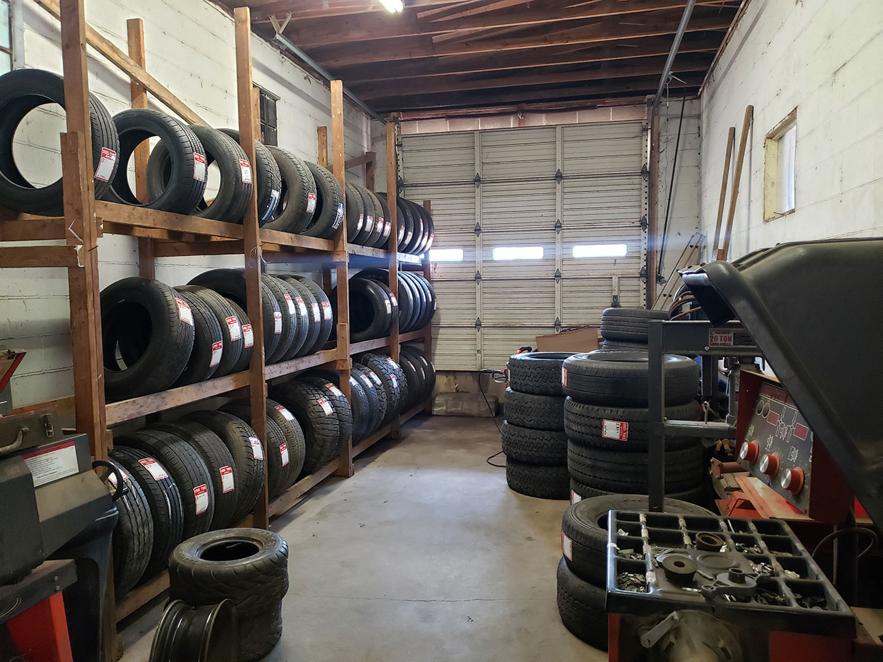 Tire Stockroom