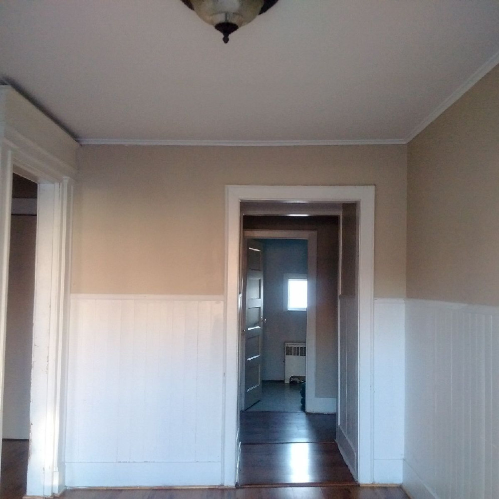 103-105 Hazen St.#4 Living Room