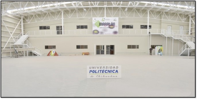 Hangar en la Universidad Politécnica de Chihuahua