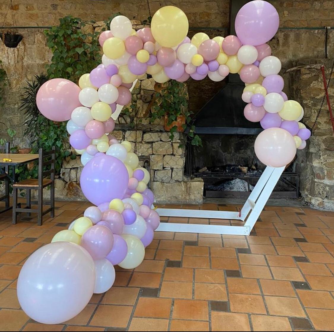 Estructura Hexagonal
Manejamos en
(Color Blanco y Color Madera)
$120.000 Alquiler
2.47cm Ancho
2.20m Alto
50cm Profunidad