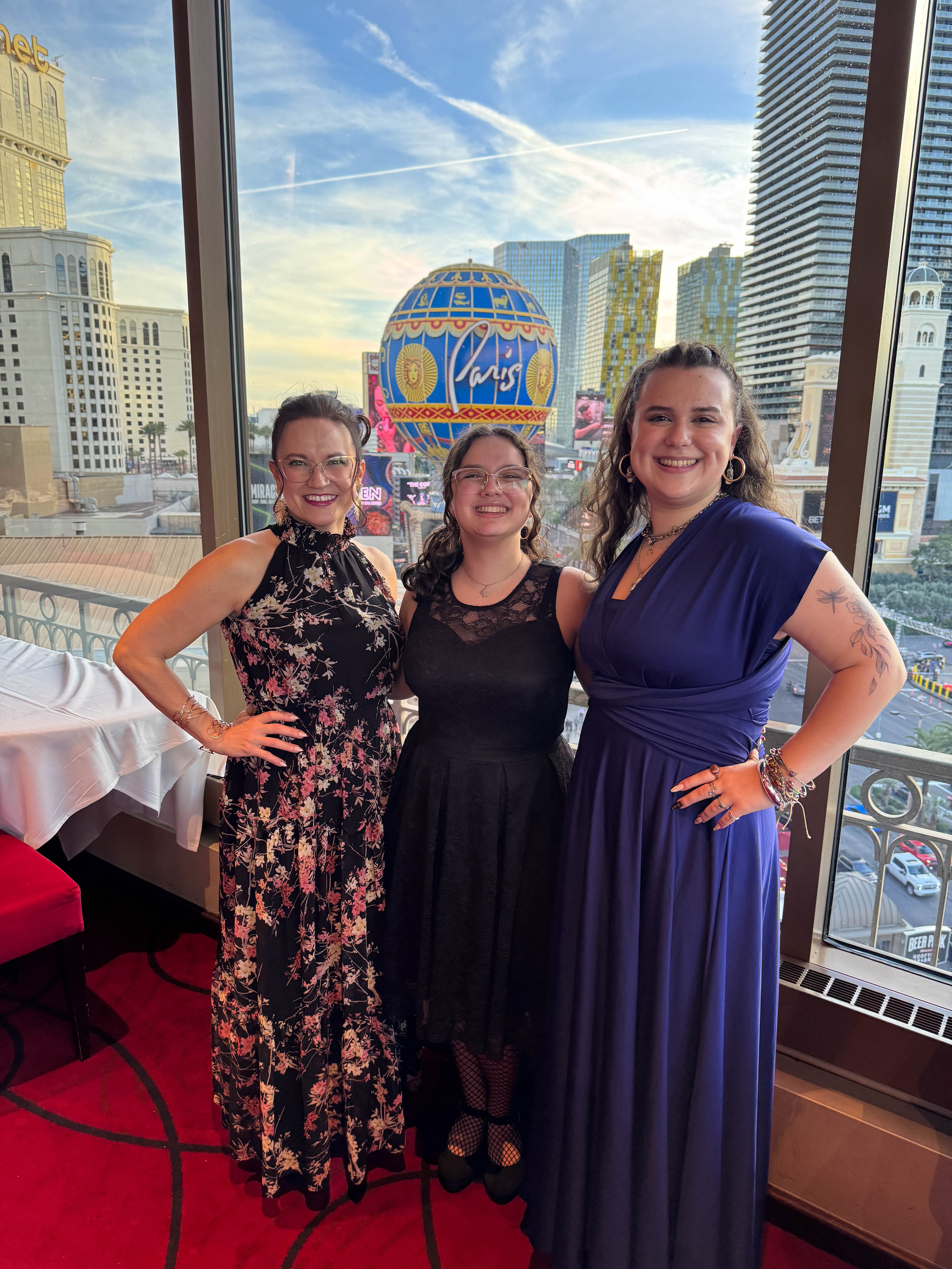 https://0201.nccdn.net/1_2/000/000/101/797/vegas-order-34.jpg