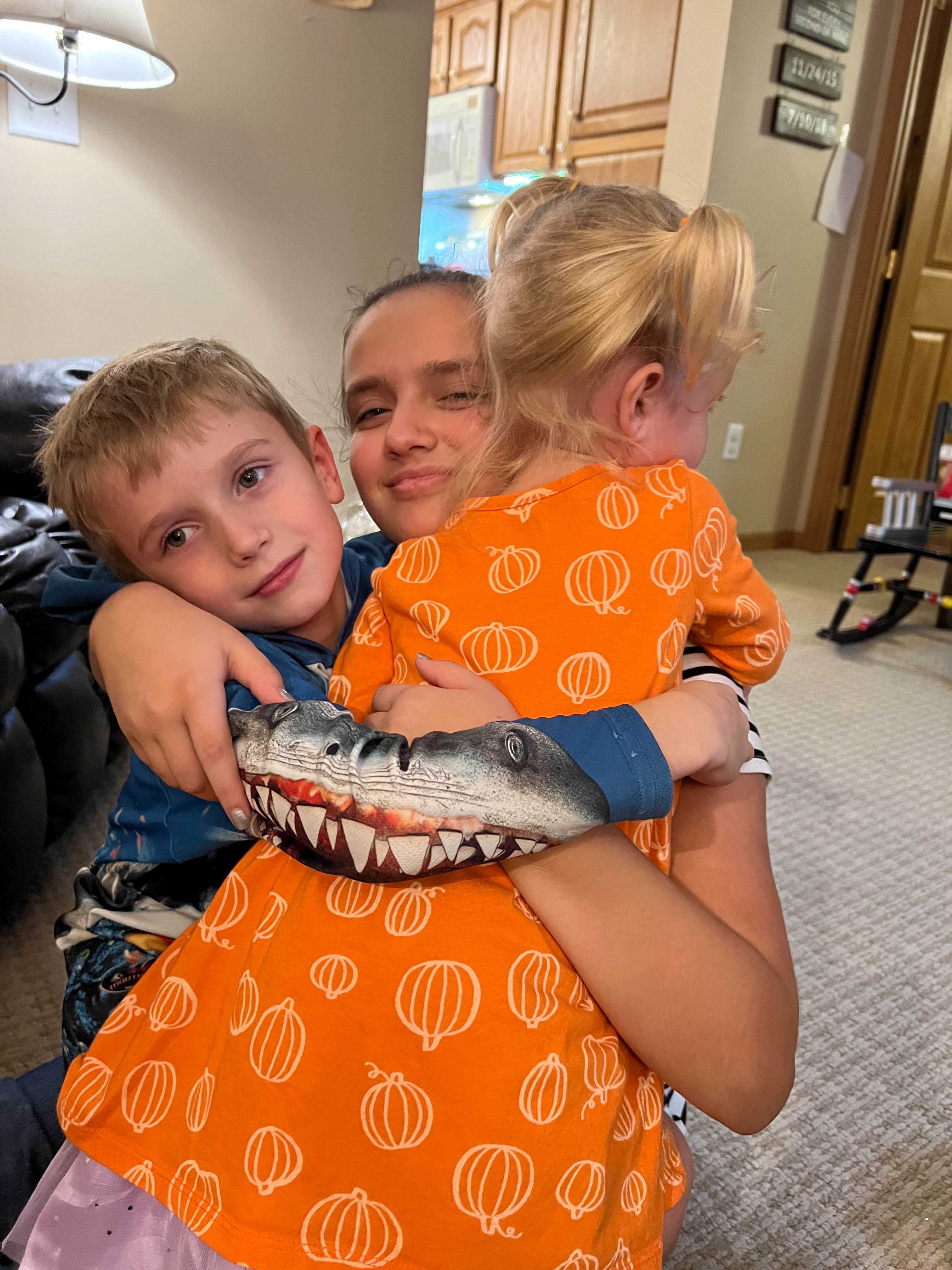 Last minute cousin cuddles before driving to Albuquerque