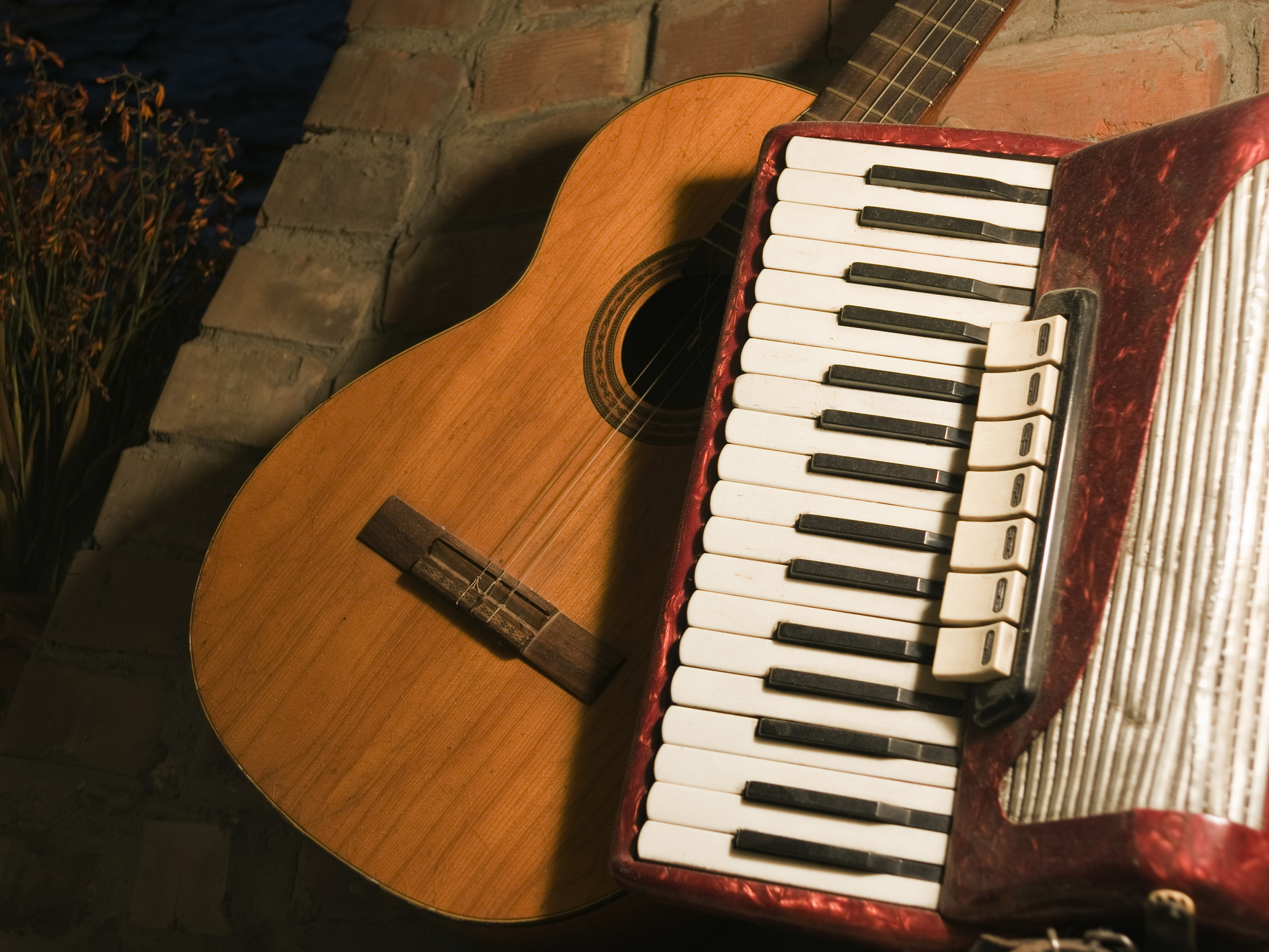 https://0201.nccdn.net/1_2/000/000/102/345/istock-183273453.jpg