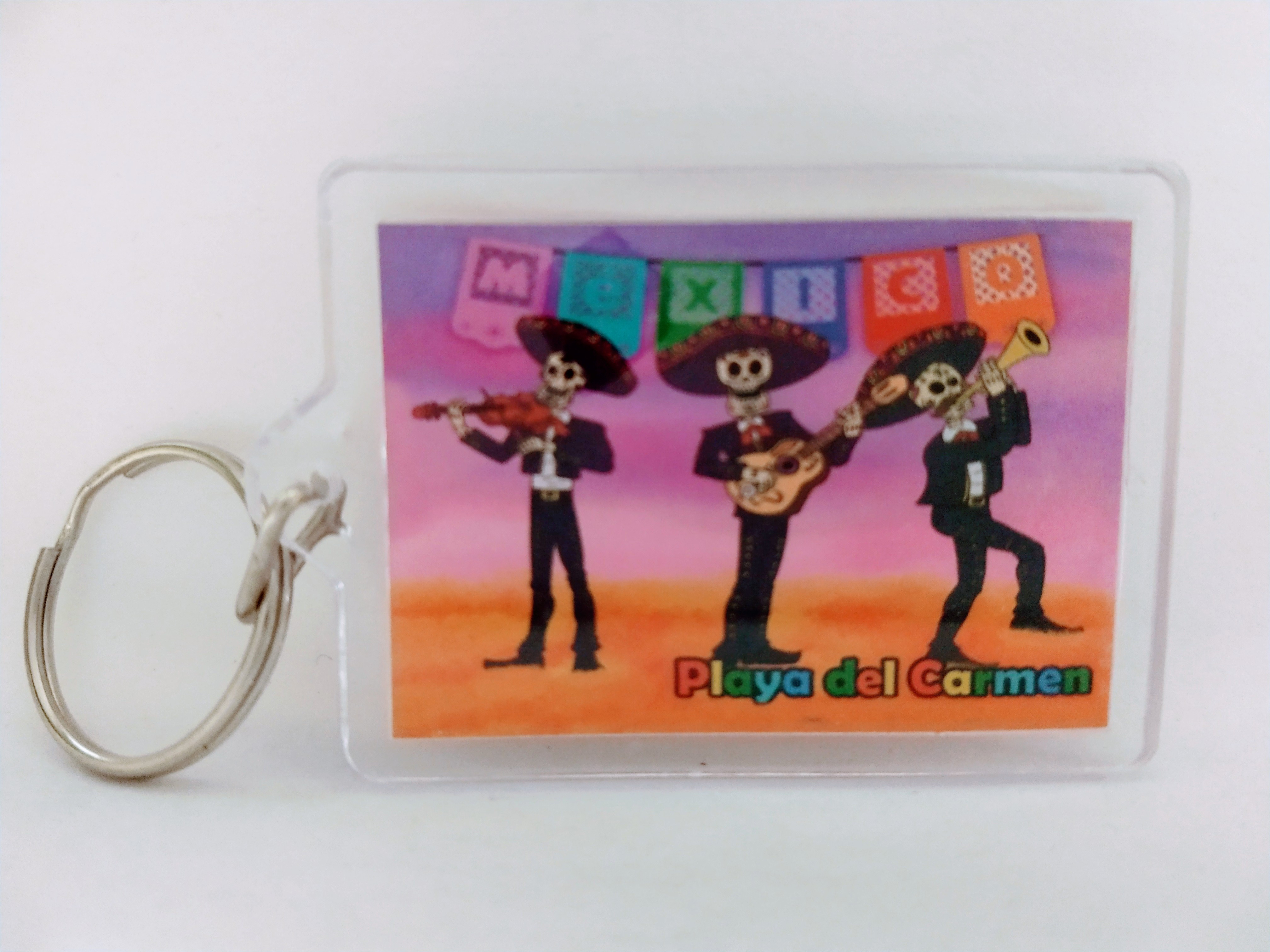 LLAVERO DOBLE VISTA
PLAYA DEL CARMEN
6cm Ancho
4cm Alto