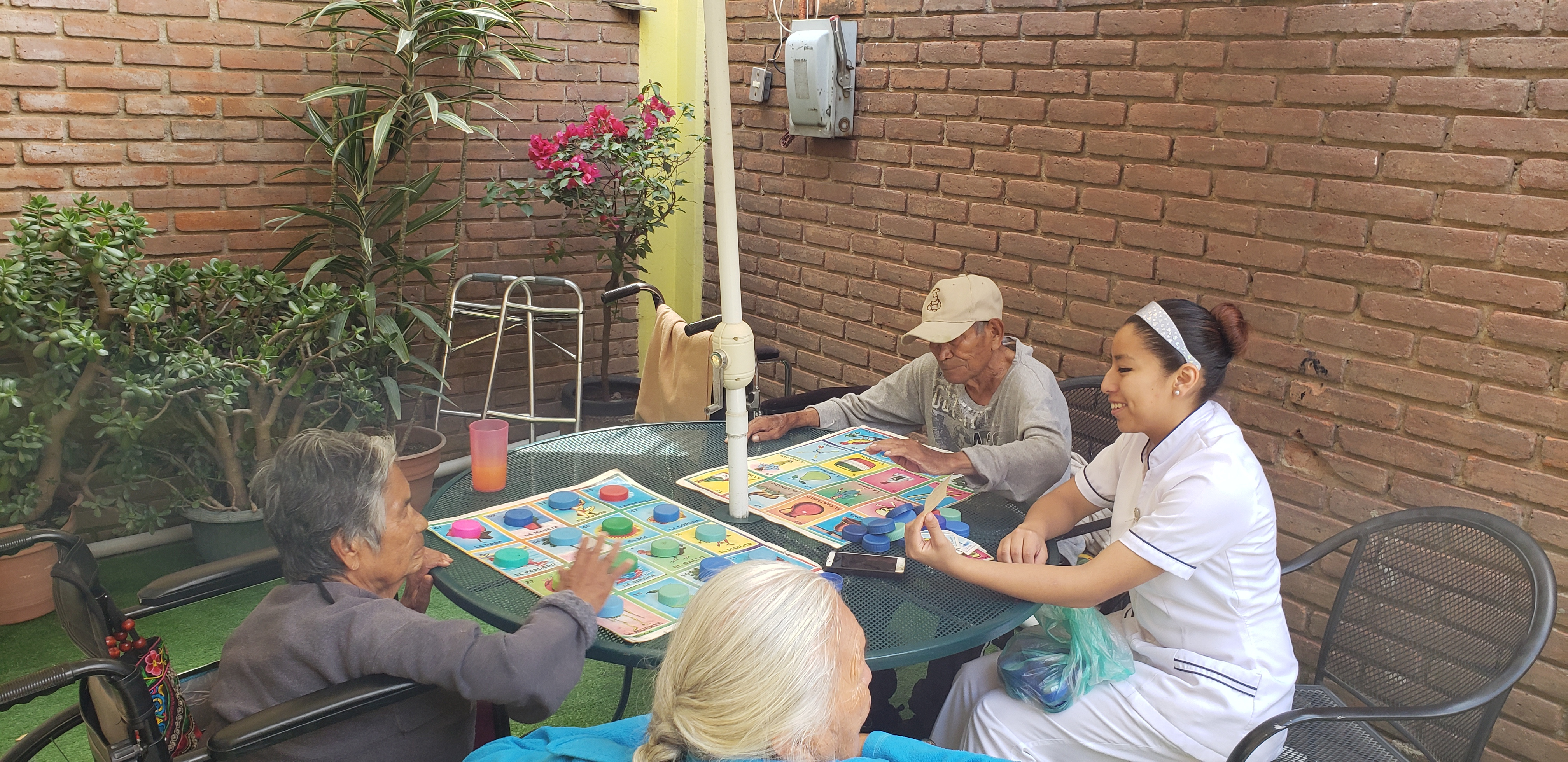 Casa Hogar Para Ancianos Candy Galeria
