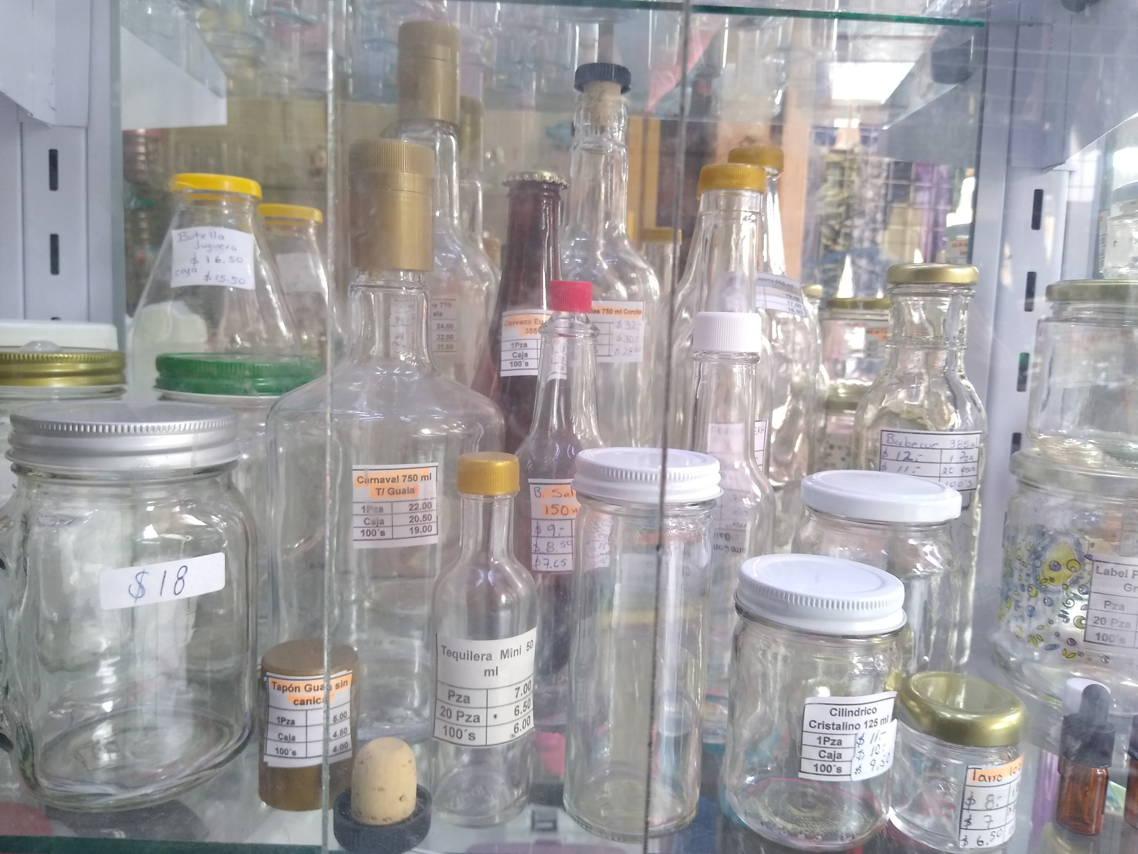 Tarro y botella de Vidrio 