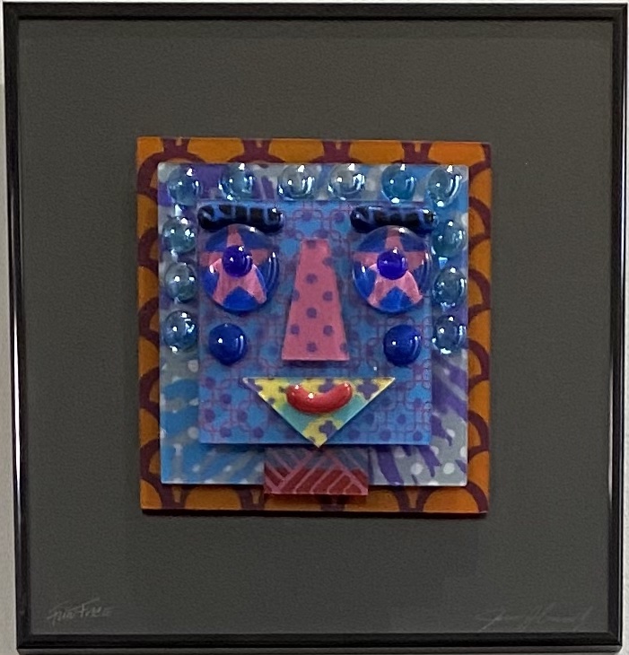 Face
Glass Construction
12"x12"
$100.
