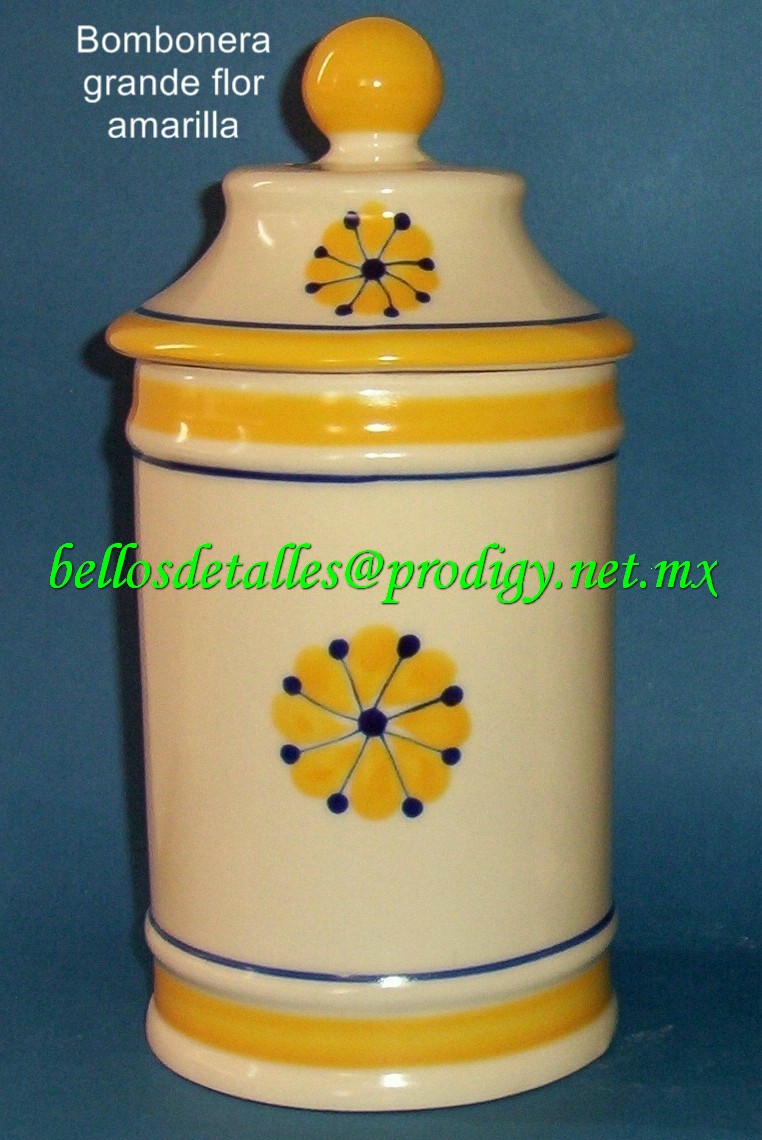 https://0201.nccdn.net/1_2/000/000/104/9d2/Bombonera-grande-flor-amarilla.jpg