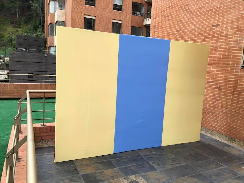 Altura 2.20m X 1.04m
Amarillo Pastel $ 60.000
Azul Claro $ 60.000
Precio unitario por modulo
(SE ADAPTA AL COLOR QUE GUSTE)