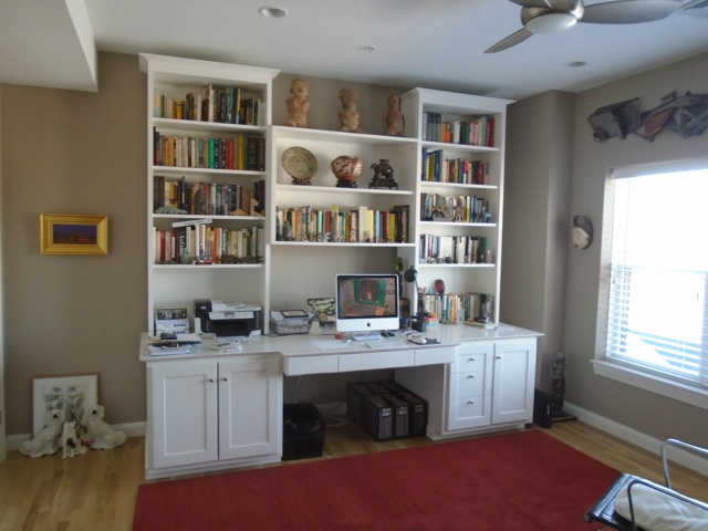 Desk With Bookshelves