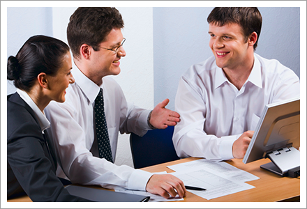 Expert staff explaining about eduction||||