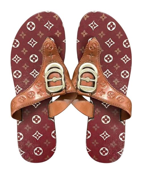B152
3 COLORS TREND BRAND
MIX STYLES AND SIZES
60 CS/PK