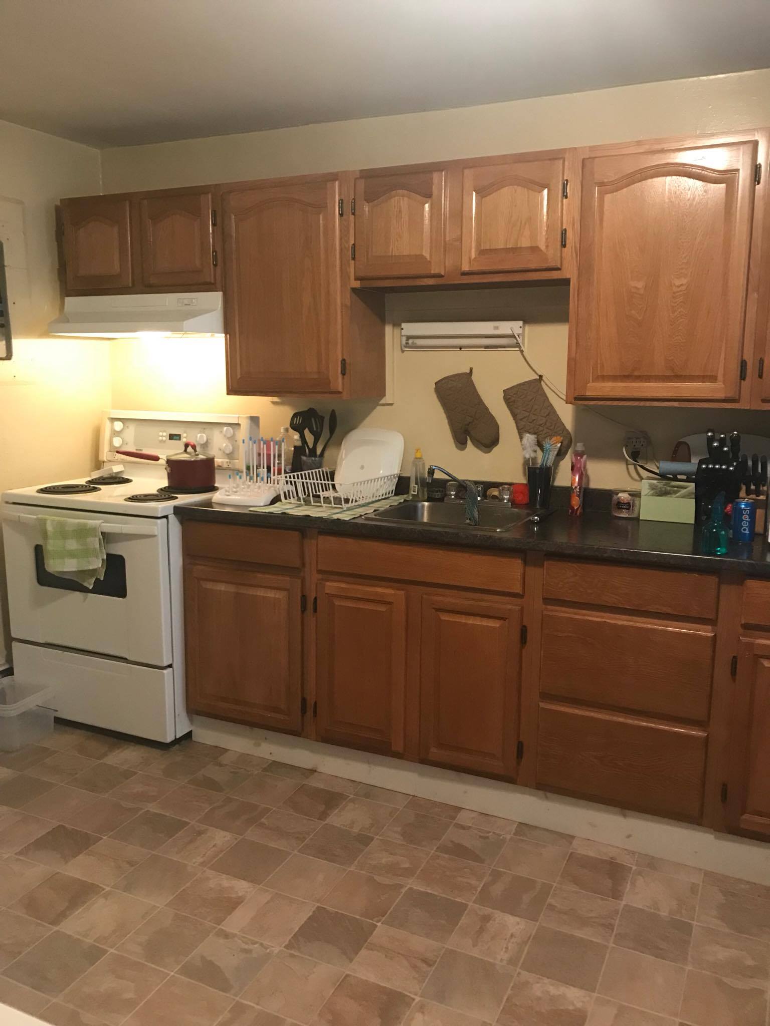 https://0201.nccdn.net/1_2/000/000/107/f79/kitchen-photo-1.jpeg