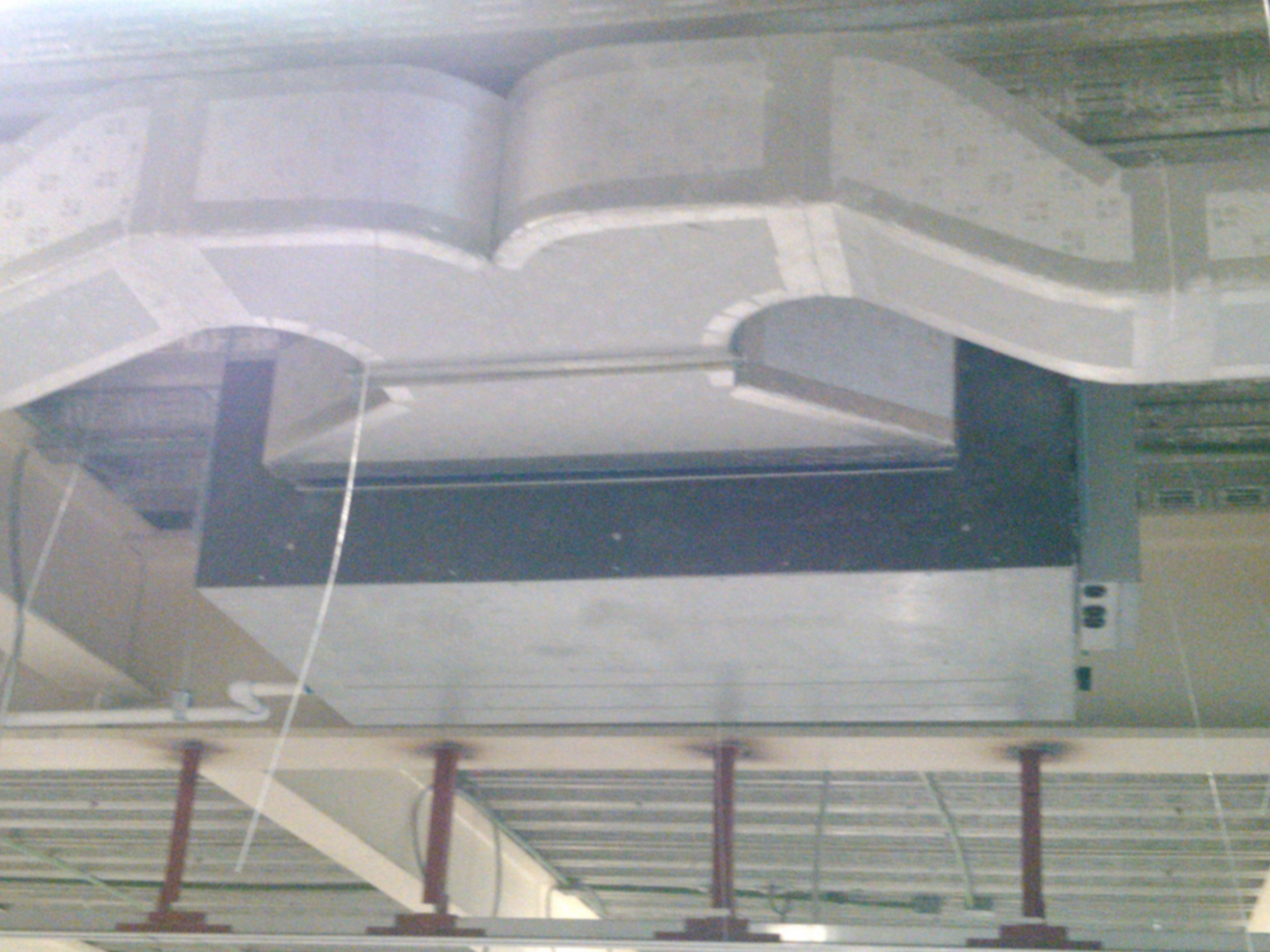 Acoplamiento de ducteria en equipo de aire acondicionado.