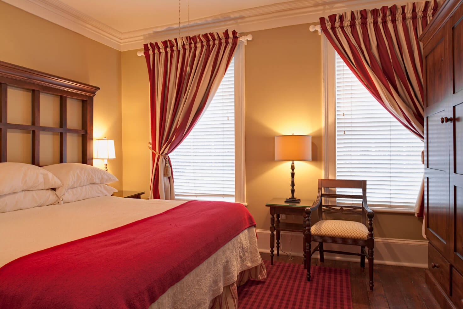 Hotel Mansión Real - Elevador