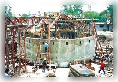 Construcción de Lumbrera por  Método de Flotación
Sistema Desarrollado  por Constructora Estrella, S.A. de C.V.