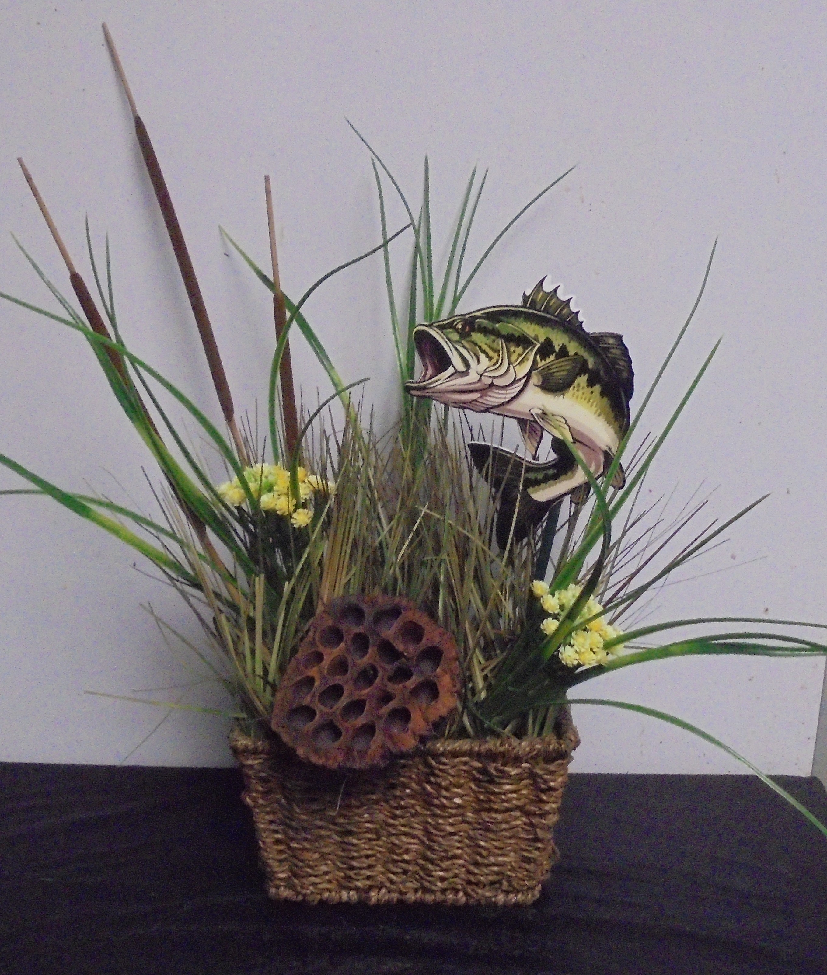 (2) "Silk"  Small Fish Arrangement
$25.00

