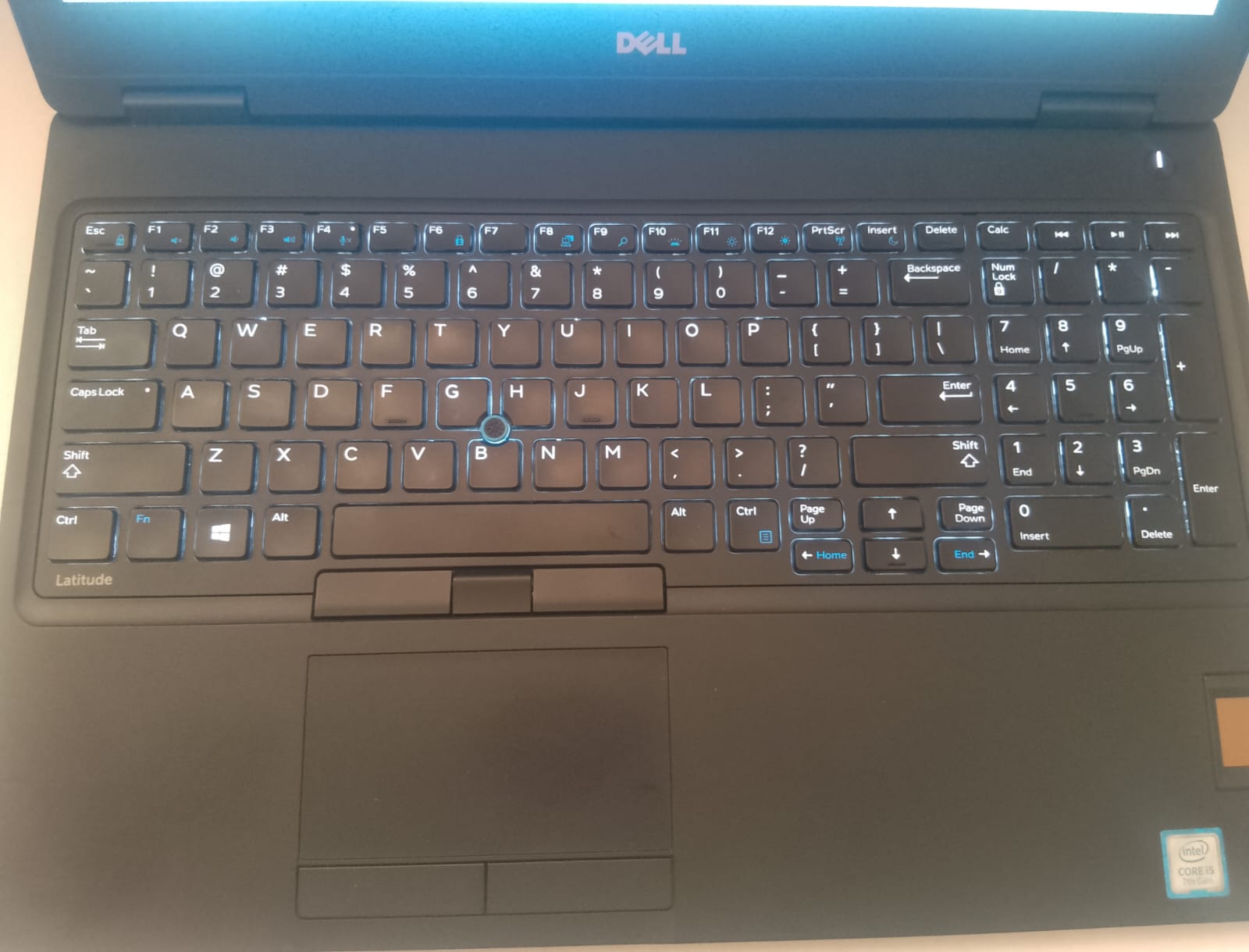 https://0201.nccdn.net/1_2/000/000/10b/056/core-i5-teclado.jpeg